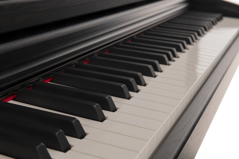 Chytrá klaviatura Gewa Smart Touch v černém digitálním pianu Gewa DP 510.